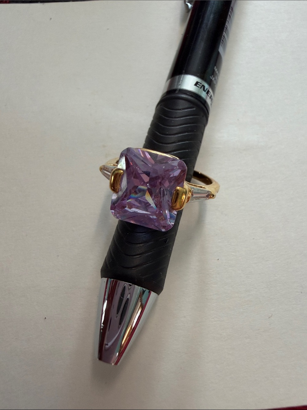 Vintage Gold Ring with Square Lavender Gemstone - Elegant Women's Jewelry